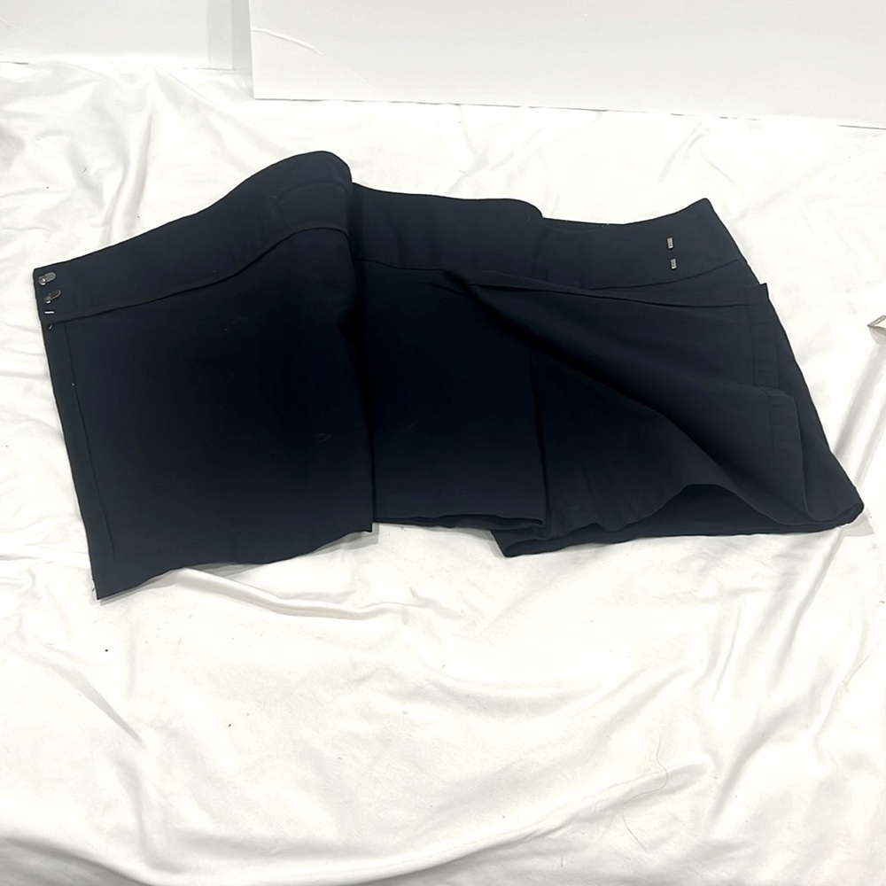 Dockers navy blue cargo front pocket mini skort size 6 - Picture 6 of 10